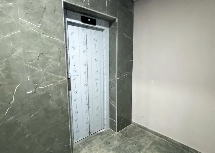 Apartamento 999 Tirana