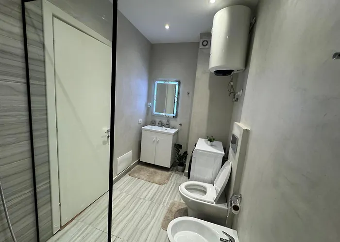 999 Apartman Tirana