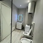 999 Апартаменты Тирана