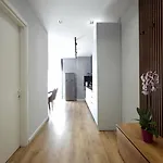 999 Апартаменты Тирана