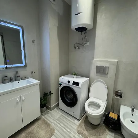 Apartment 999