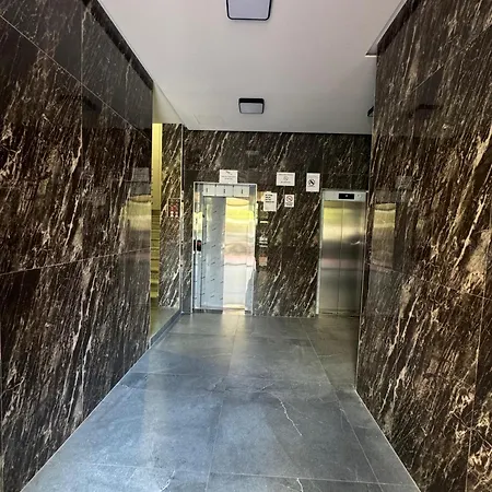 Apartment 999 *